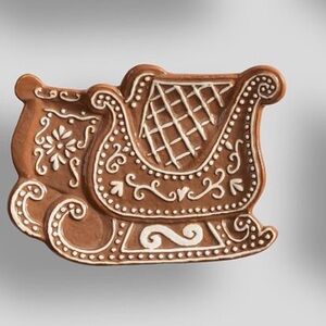 Pottery Barn Brown Gingerbread Sleigh Stoneware Plate Trinket Dish